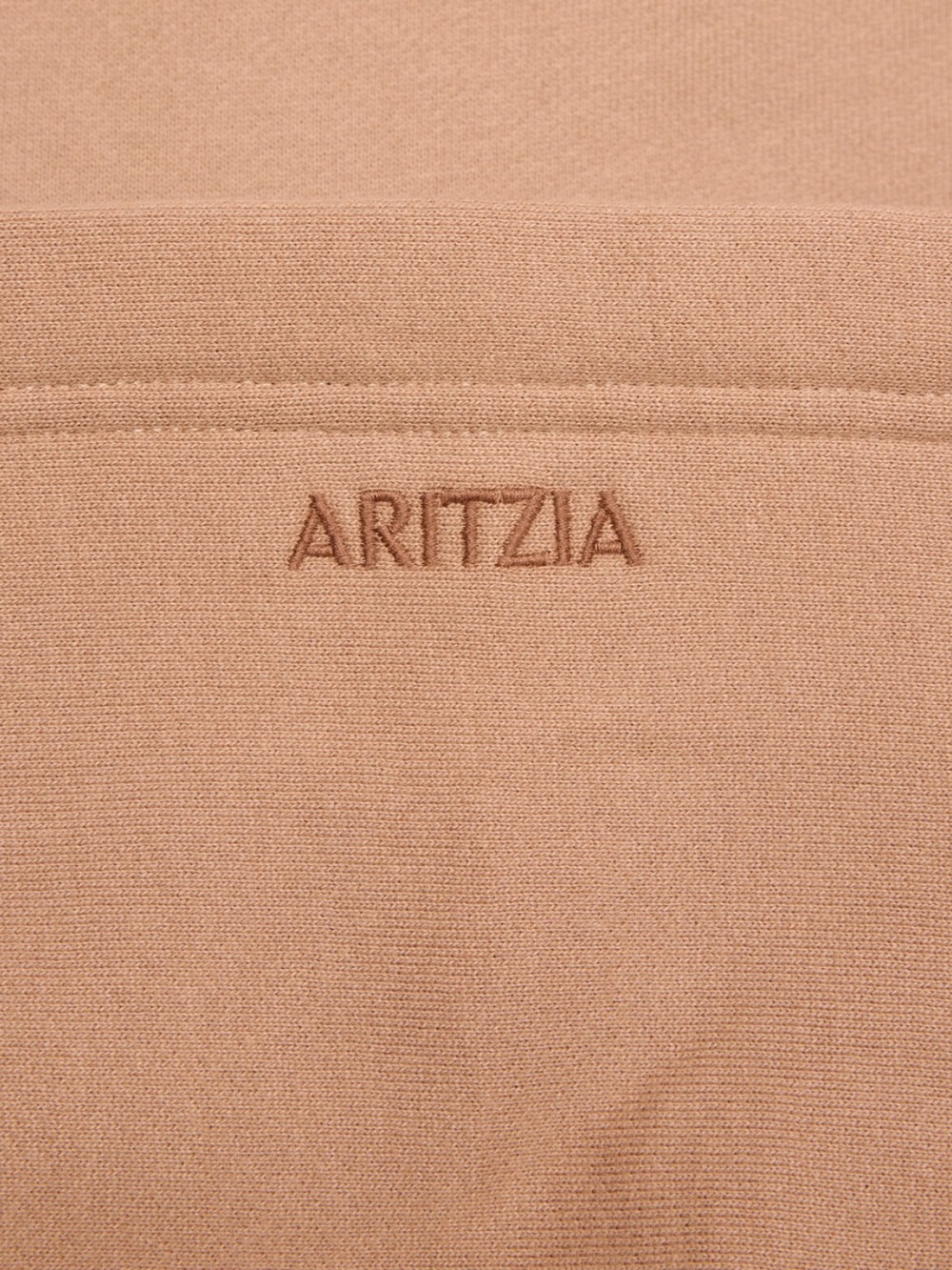 Aritzia Cozy Sweatfleece Perfect Hoodie Medium Chocolate Mousse NWT - Picture 8 of 8